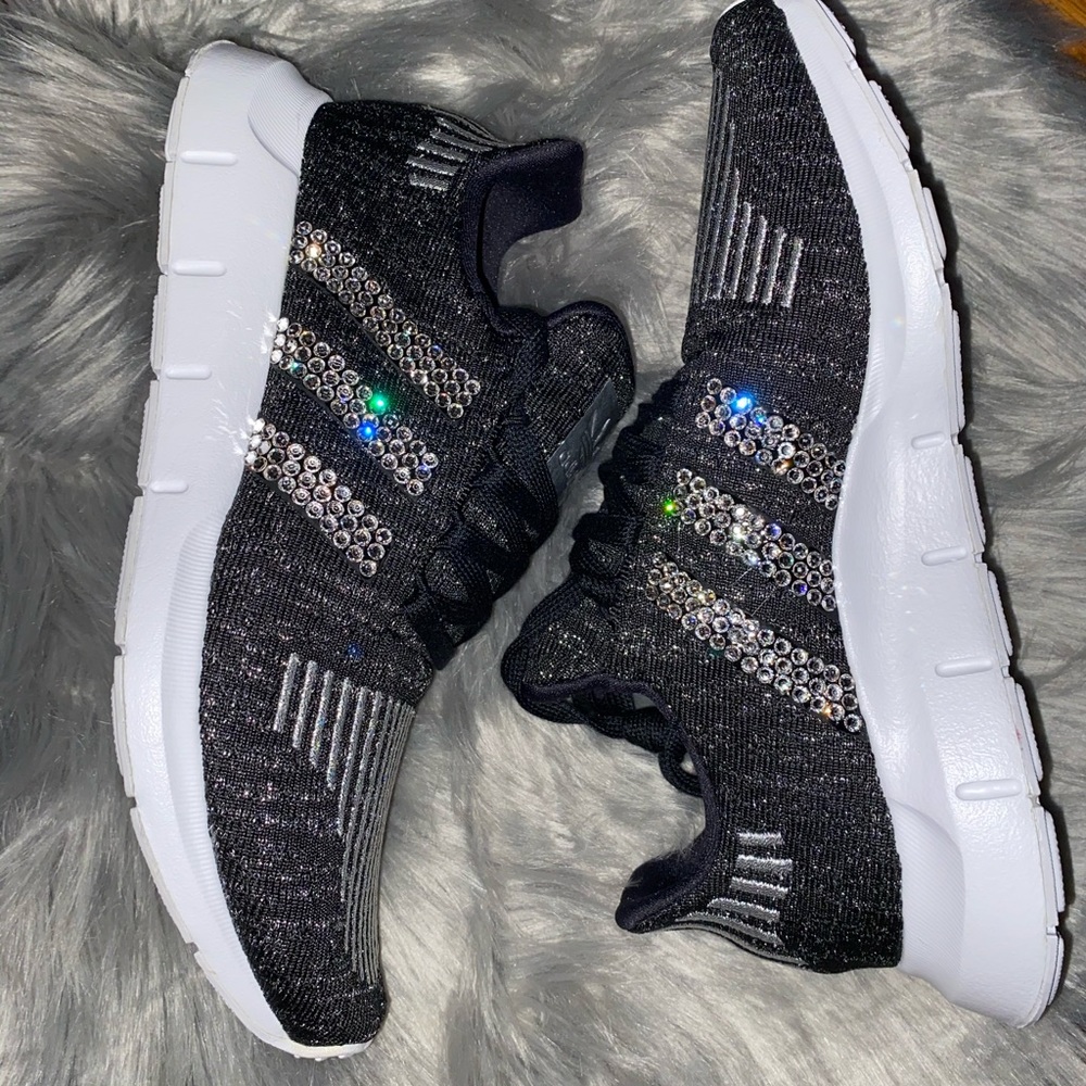 ❌SOLD❌Adidas Sneakers